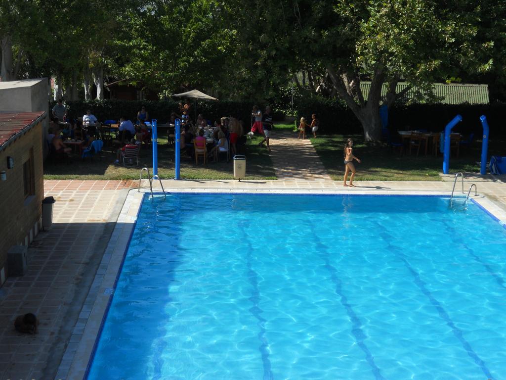 Camping Fuente De Piedra Exterior foto